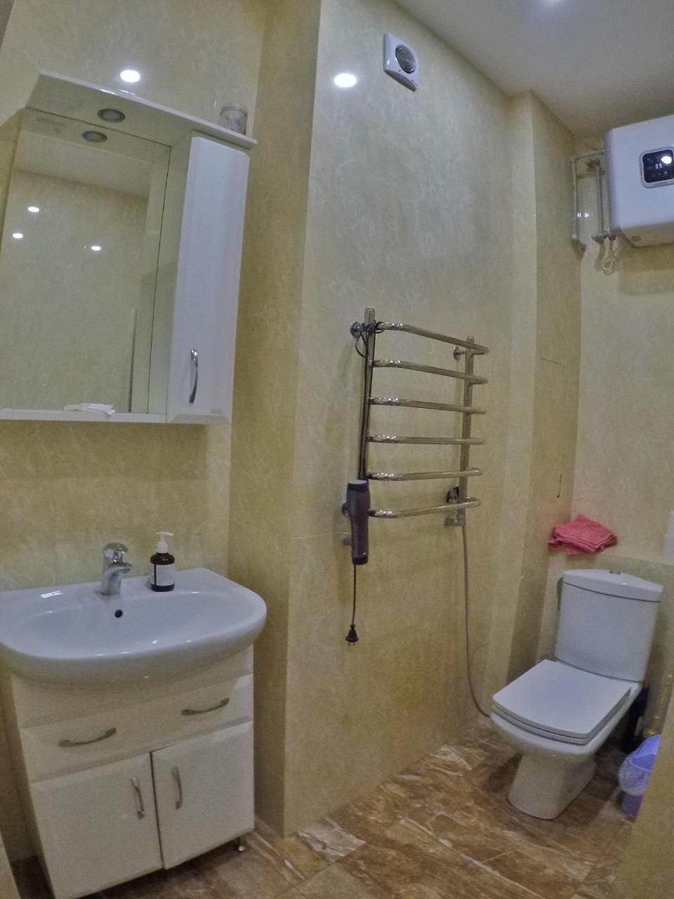 Apartment On Dragomirova เคียฟ ภายนอก รูปภาพ