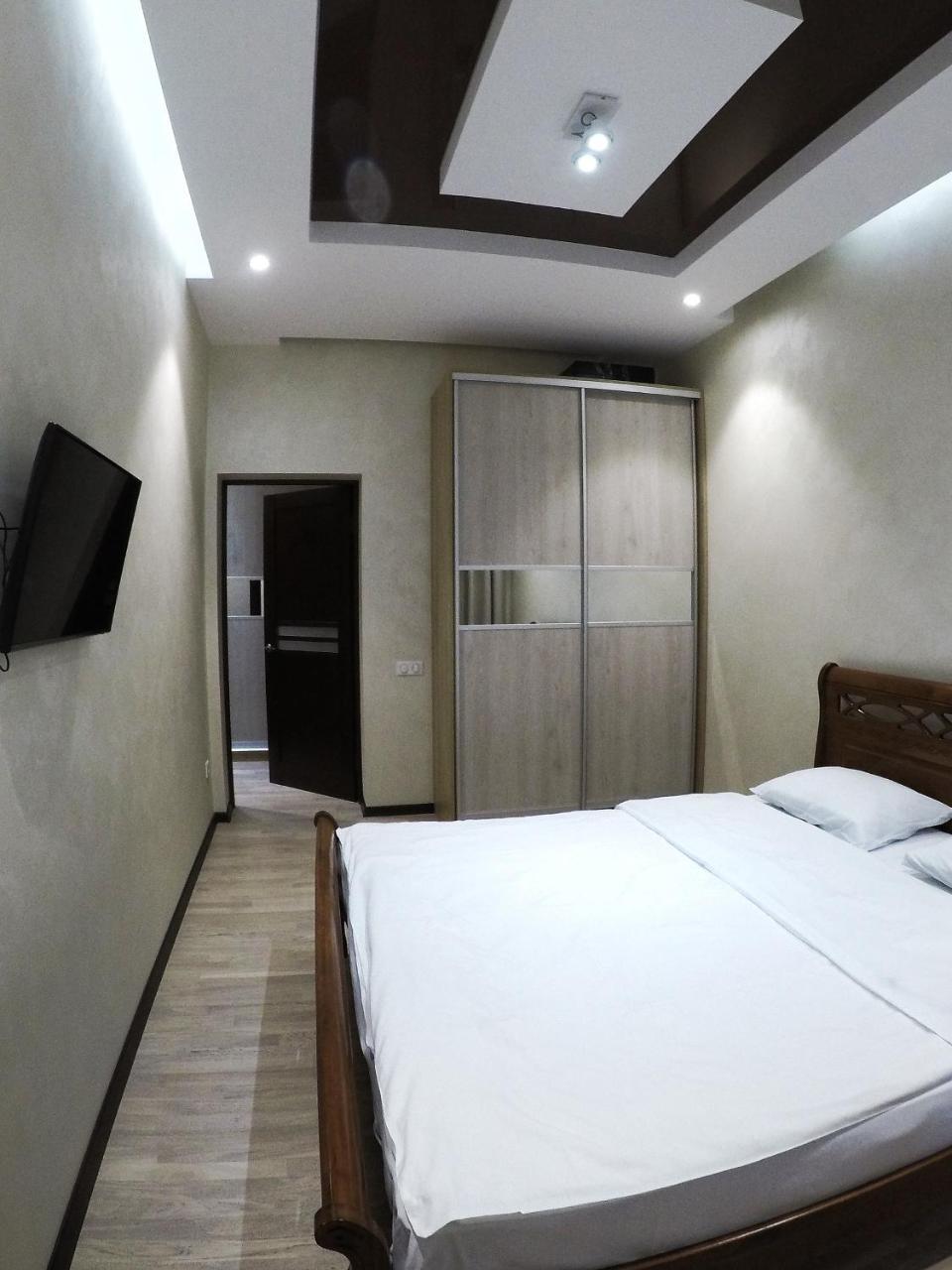 Apartment On Dragomirova เคียฟ ภายนอก รูปภาพ