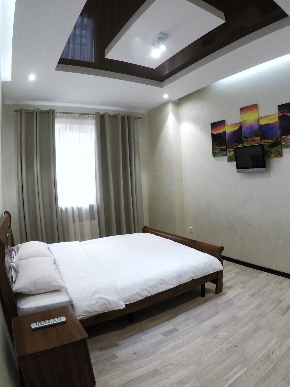 Apartment On Dragomirova เคียฟ ภายนอก รูปภาพ